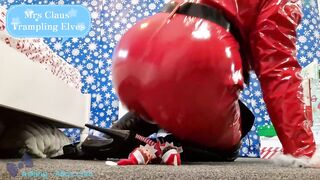 *** TRAILER SOLELY *** Mrs Claus Trampling Elves - Solo Gal