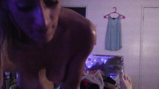 HEIDI BEAVER LOOKING VERY SEX SWALLOWS MY RAMROD 0602