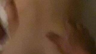 En hotel con mi'mante