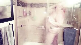 redhead big beautiful woman Shower vision