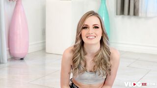 Tiny Golden-haired Scarlett Sage Screwed By Concupiscent Yoga Instructor