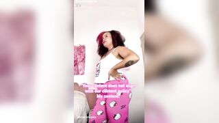 Hot Large Booty Black Farting Loud For U