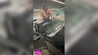 Squirting all over Memphis & Screwing