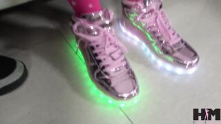 Brian’s Schlong Drills Lily’s Pussy As 3 Men Join The Gushing Fuckfest!