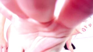 Julie me la chupa y le follo el culo muy duro.