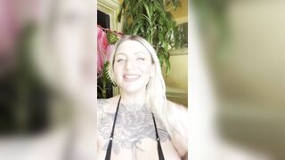 How lengthy can u final? Sexy Golden-haired mother I'd like to fuck w Large Titties Craves U to Jerk Off Whilst That babe Smokes In A Bikini