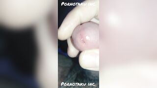 Large dry white dick masturbates and finishes not fast