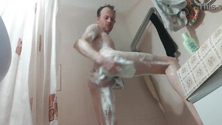 LanaTuls - Anal Whore and Wench - Fast and Hard AssFucking ManCunt Snatch With Bottle of Shampoo in BathTube.