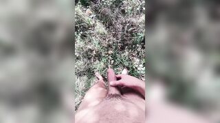 Stripped hiking JO, cum and clean the pipe with warm pee