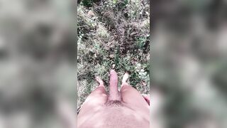 Stripped hiking JO, cum and clean the pipe with warm pee