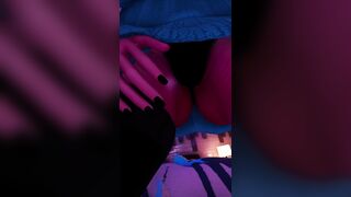 Pov mamma teases u with her bulge~