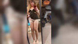 Maid In A Mirror, Dancing At Work