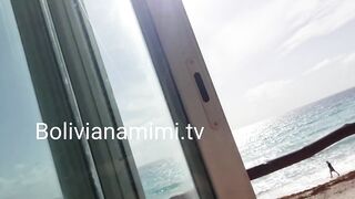 Vamos a tomar desayuno????... mostrando mi conchita en el restaurante????