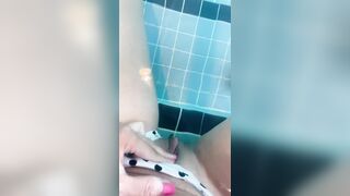 Flashing at swiming pool