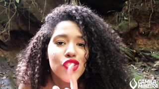 Mulata se exibindo em público na cachoeira (Completo no PREMIUM)