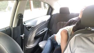 I give my boyfriend a good oral pleasure in the back seat of the Uber