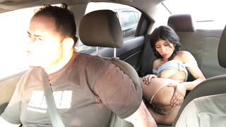 My stepuncle makes me masturbate in the uber walking around Medellín