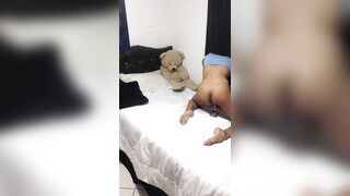 I masturbate my snatch at my spouse's abode until I reach climax