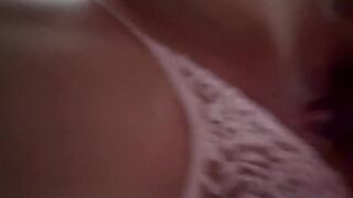 Por fin me puedo follar a mi hermanastra.