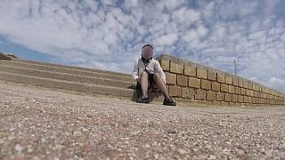 Extraordinary Cunt Flash! Teacher in Nylons Takes a Risk in Front of School!