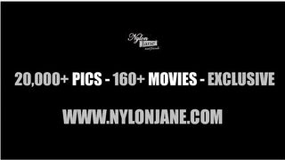 Fetish lesbians popping balloons on each other in nylons