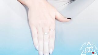 Hawt blond squirts throughout gym leggings while rubbing her clitoris