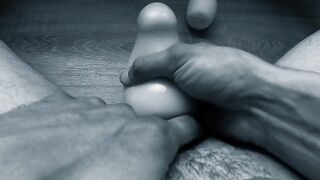 Ebony and White tugjob.sexy!