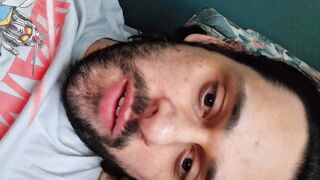 I'm wanking my hard dong