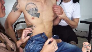  beauties bang the nerd of the class - Plot twist this chab has a large knob