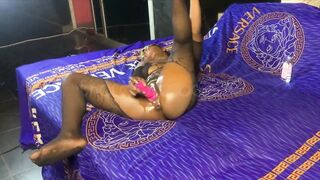 Oouuu im so LIT right now, my cunt is BEGGING to be worked!!! I NEEED TO CUM screw!!