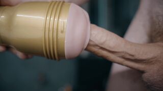 Large veiny white weenie banging fleshlight. Lots of cum!!! 4K