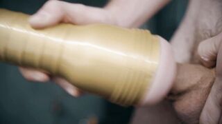 Large veiny white weenie banging fleshlight. Lots of cum!!! 4K