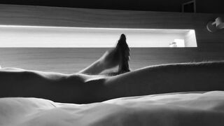 Hunk masturbating in advance of bedtime