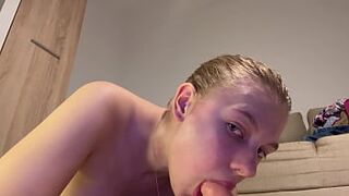 Deepthroat with large vibrator