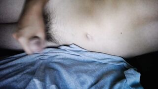 UP CLOSE WANKING AND CUMMING