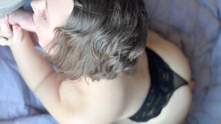 Pegging the Cum without Knuckles