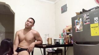 Ganitong kantutan ba gusto nyo sa lamesa ? Grabe ang sarap at ang daming tamod