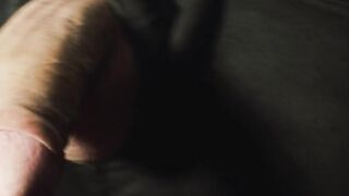 Leker lite med kuken