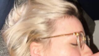 Finger my butt untill I squirt! Real female climax close up