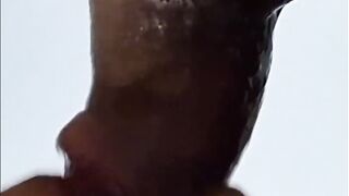 DE CERCA: ¡Frota tu POLLA en mi LENGUA y JIZZ EN LA BOCA! Fleshly lamiendo y burlas del FRENULUM AS