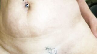 Knob Riding Bitch Expects a Creampie