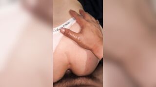 me hace su puta y me da por atrás