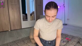 Blond angel banging anal with vibro