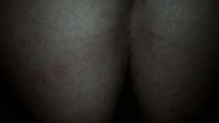 in albergo prima gli pompo il cazzo,lo cavalco di spalle e alla precious mi faccio sborrare nella fica
