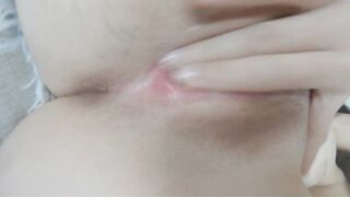 Ufff kako sam mokra..dodji da te poprskam