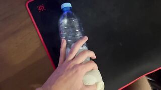 БЫСТРО КОНЧИЛ, трахая ГОРЯЧУЮ пизду???? Сперма вытекает из члена