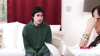 Therapist With A Very Open Mind Lets Step Son Get Over His Cunt Obsession With Hers