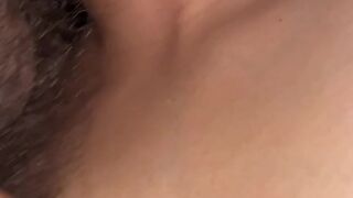 hace que le chupe el culo por qué me cacho con su y me los echa encima