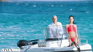 VIXEN Latin chick Sugar Baby Satisfies Her Dad On Vacation