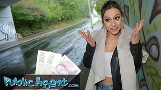 Public Agent Angel with an outrageously hawt body bangs a stranger